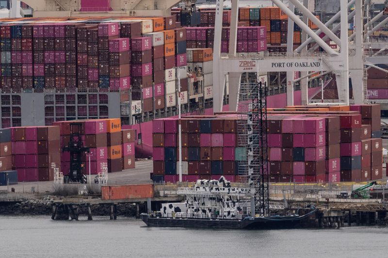 Explainer-How the end of de minimis exemption will impact U.S. shoppers and businesses Explainer-How the end of de minimis exemption will impact U.S. shoppers and businesses