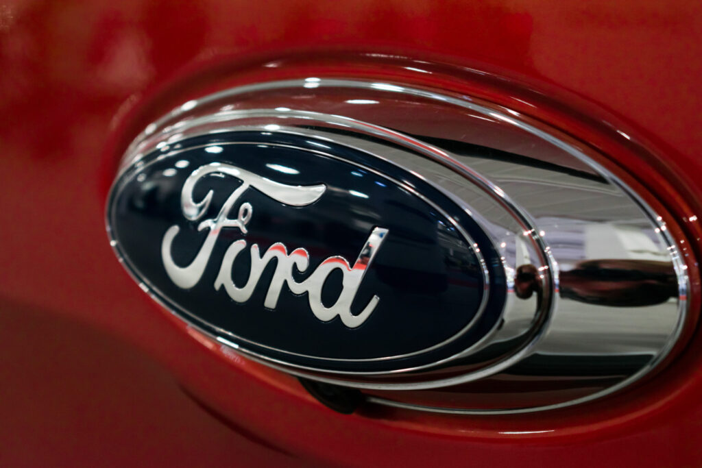 Ford to Recall Hundreds of Thousands of Vehicles Over Instrument Panel, Leak Issues