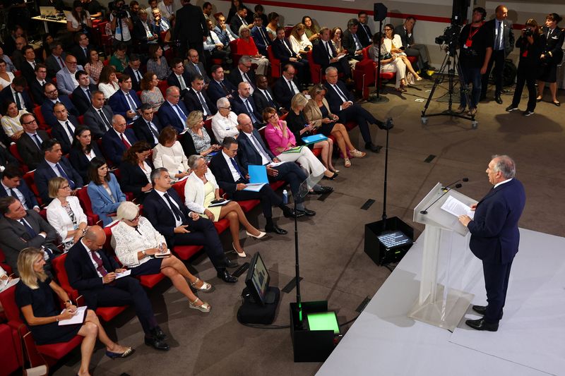 French government risks collapse with budget confidence vote in September