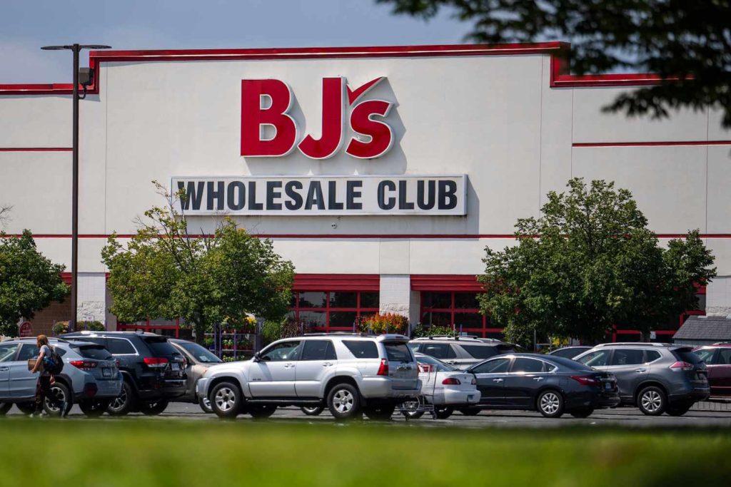 How Declining Retail Fuel Prices Help Explain BJ's Stock Hit Friday How Declining Retail Fuel Prices Help Explain BJ's Stock Hit Friday