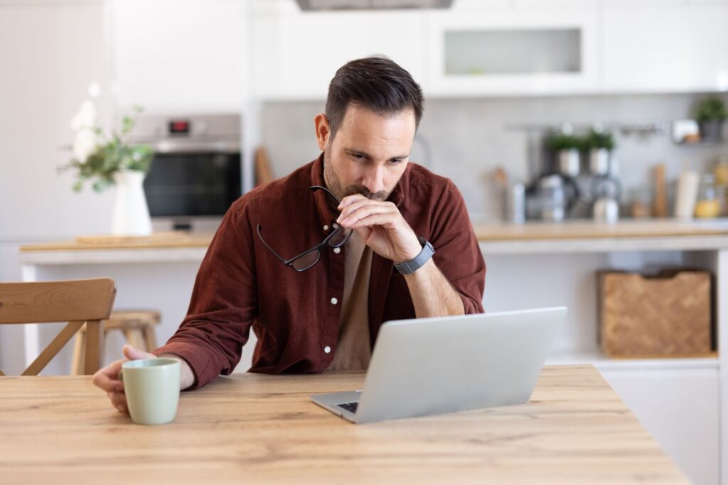 How Your Savings Compare to the Average American at Age 35–44