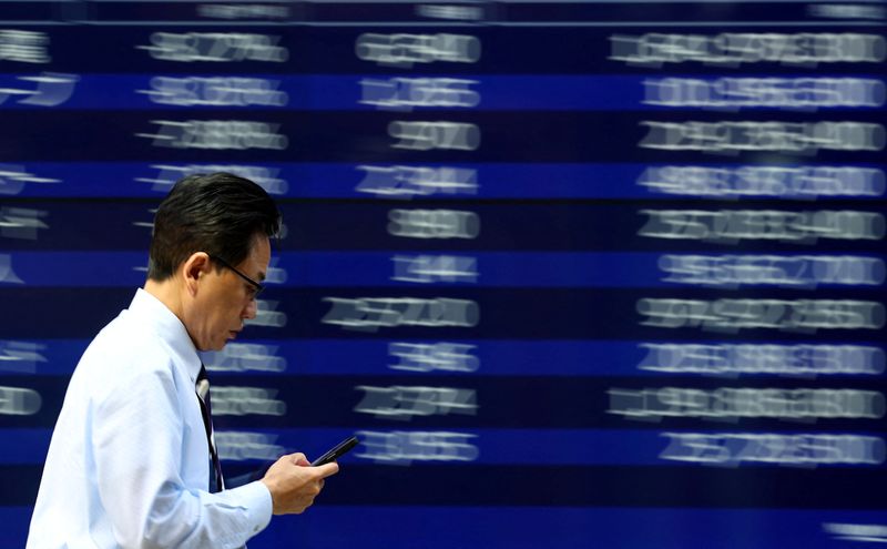 Asia markets tick up as Fed comments, jobs data point to rate cuts