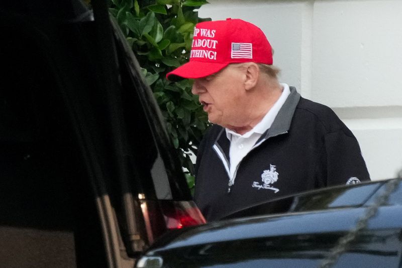 Cheers, boos or indifference? US Open preps for Trump visit