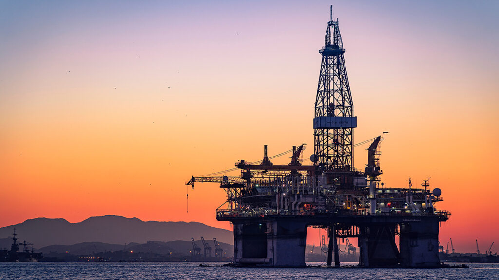 Rate softening continues in energy insurance market: Willis Oil rig