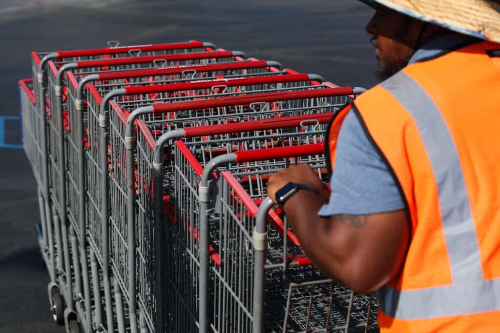 Minimum Wage Hikes Don’t Just Raise Pay—They Can Make Jobs Better, New Research Says