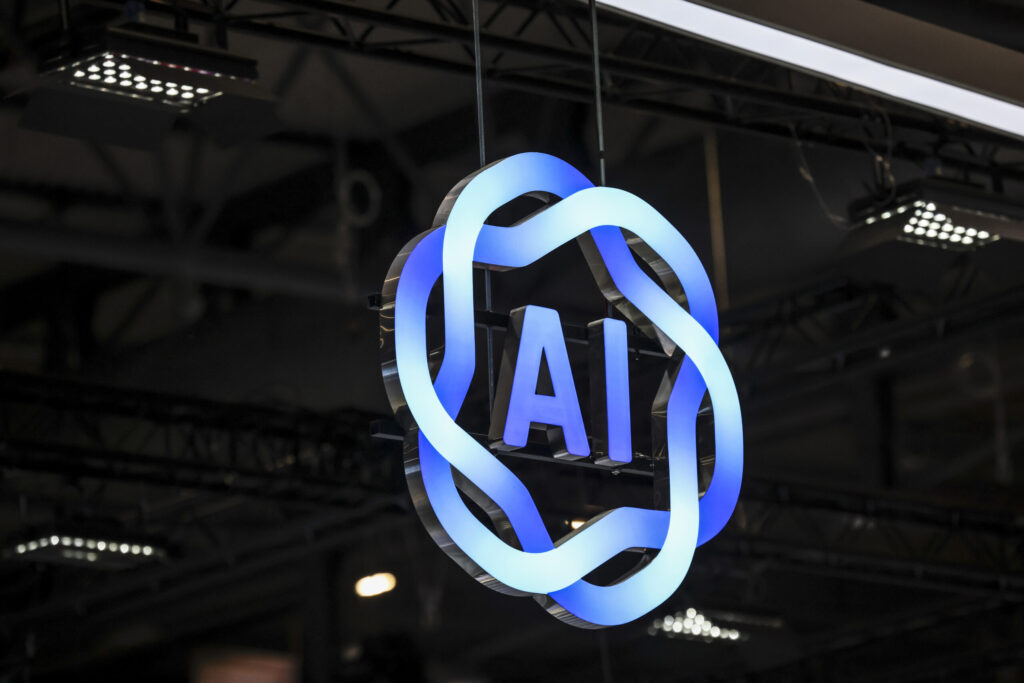 NY Fed Finds Modest Impact of AI on Jobs Even as Usage Increases