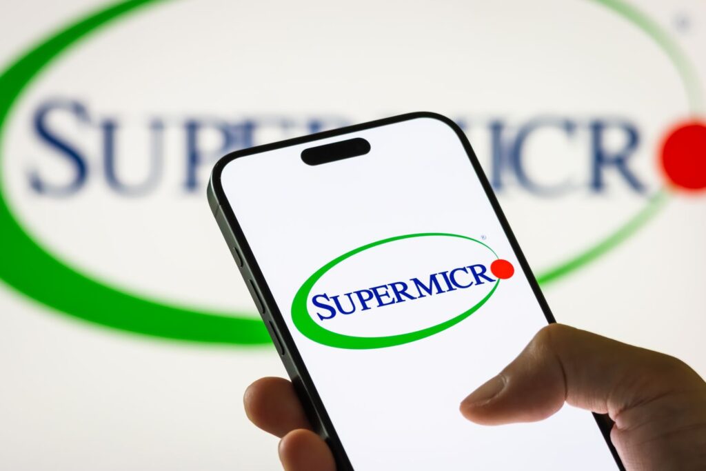 Supermicro Stock Rises on News of Product Shipments Using Nvidia Blackwell Chips