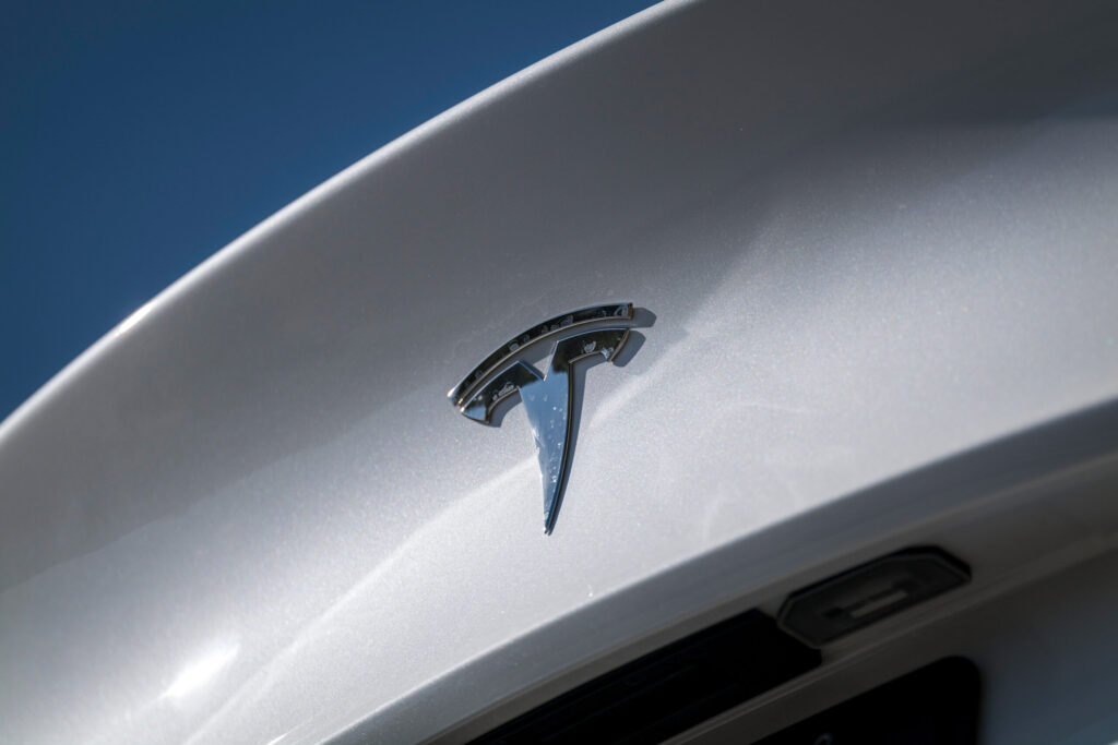 Tesla Settles Another Fatal Crash Lawsuit Ahead of Jury Trial Tesla Settles Another Fatal Crash Lawsuit Ahead of Jury Trial