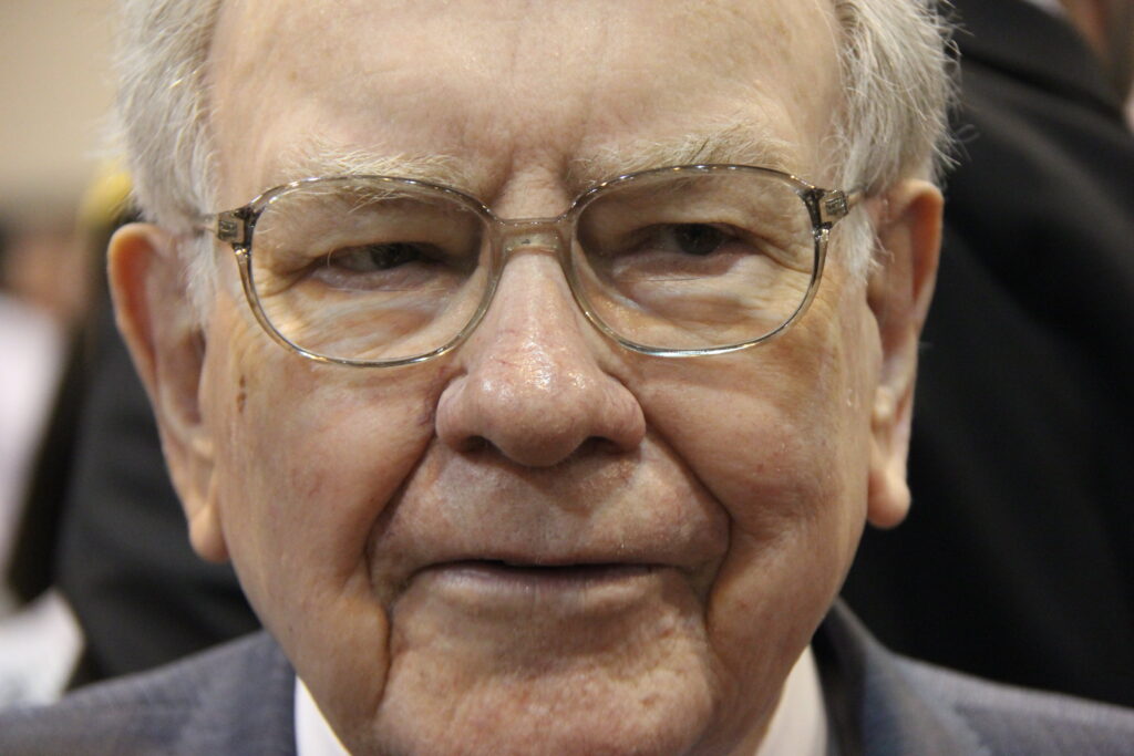 Warren Buffett Just Spent $3.9 Billion Investing in 10 Different Stocks. Here's the Best of the Bunch. Warren Buffett Just Spent $3.9 Billion Investing in 10 Different Stocks. Here's the Best of the Bunch.