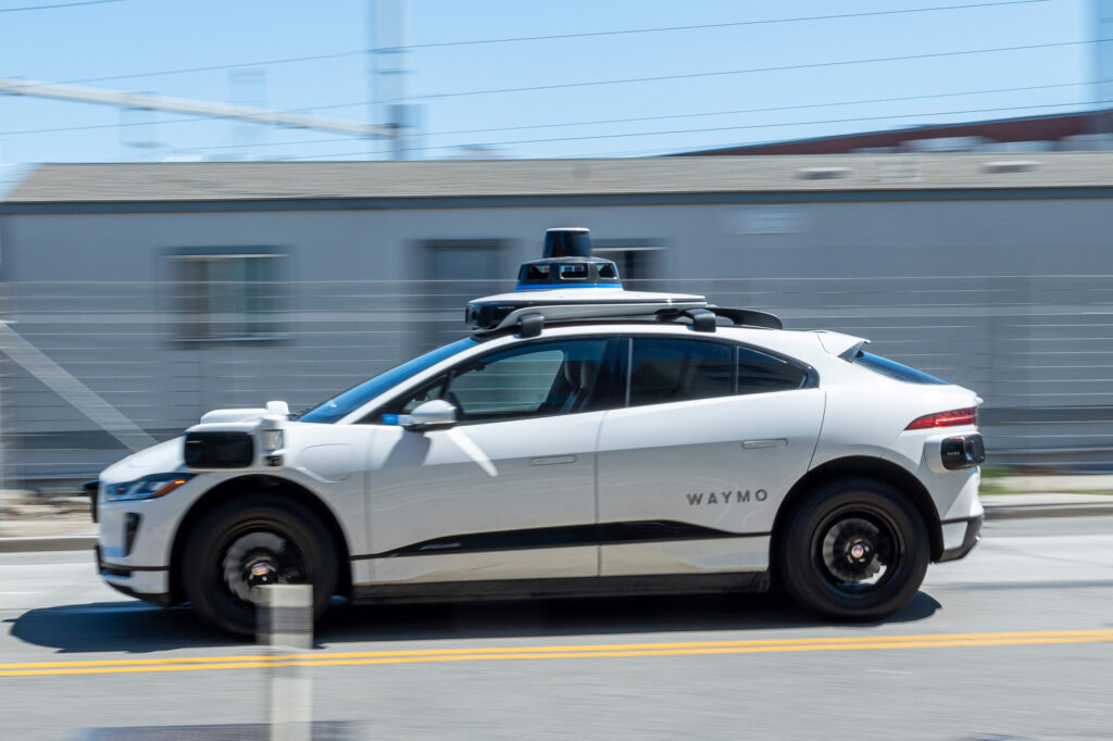 Waymo, Via to Offer Autonomous Public Transit Rides in Arizona