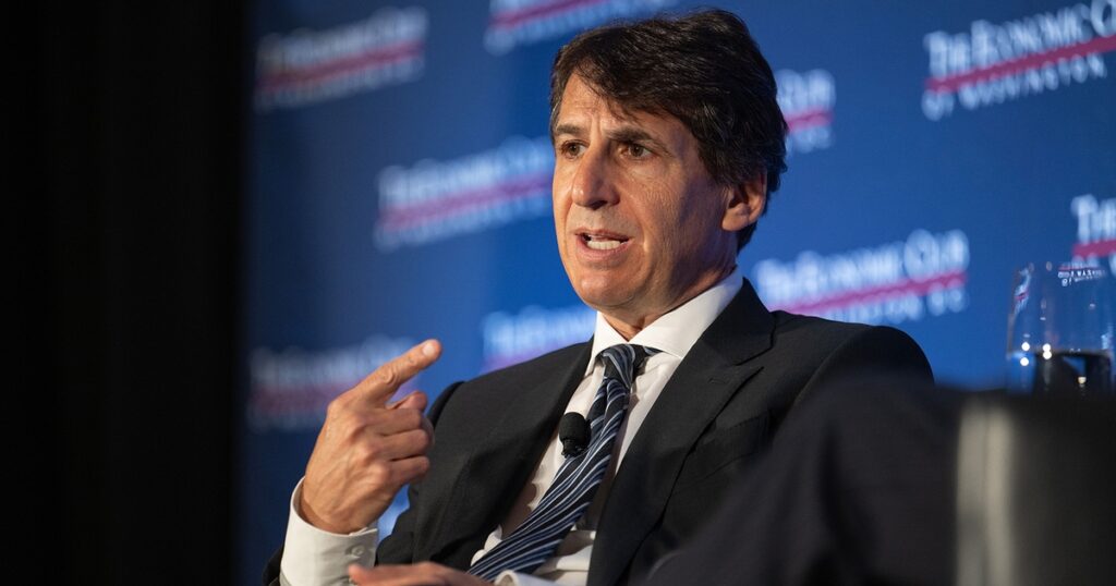 Apollo Targets Retail Clients via Asset Managers Apollo Targets Retail Clients via Asset Managers