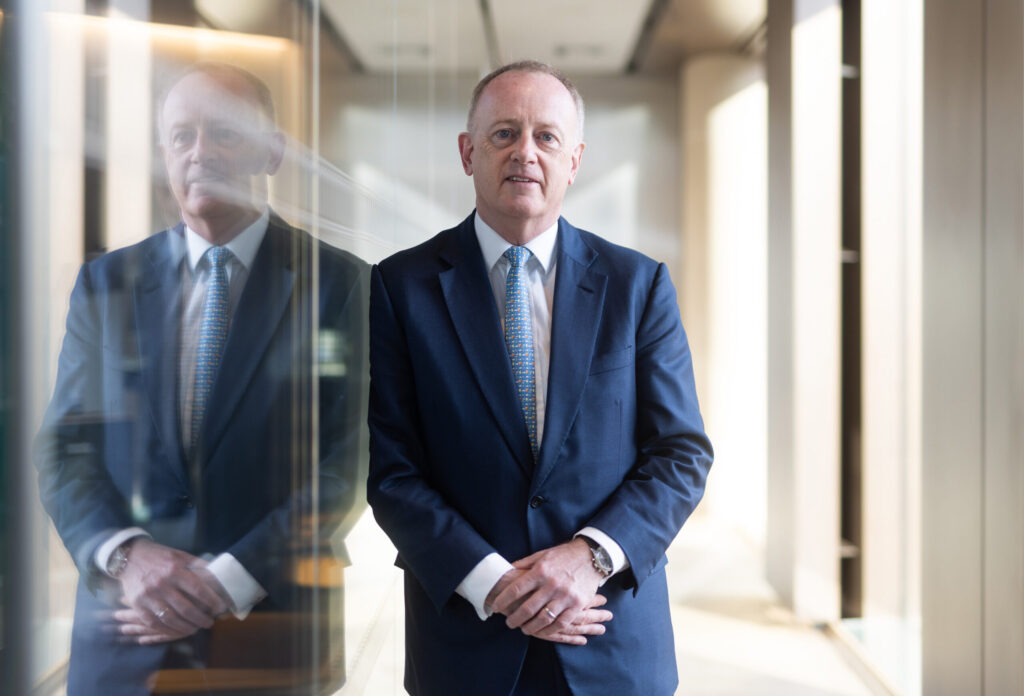 Ex-Lloyd’s CEO Lost $17 Million AIG Job After Office Romance