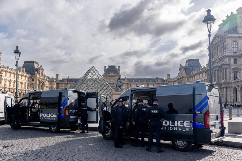 France Makes New Arrests in Louvre Heist; Jewels Still Not Found France Makes New Arrests in Louvre Heist; Jewels Still Not Found