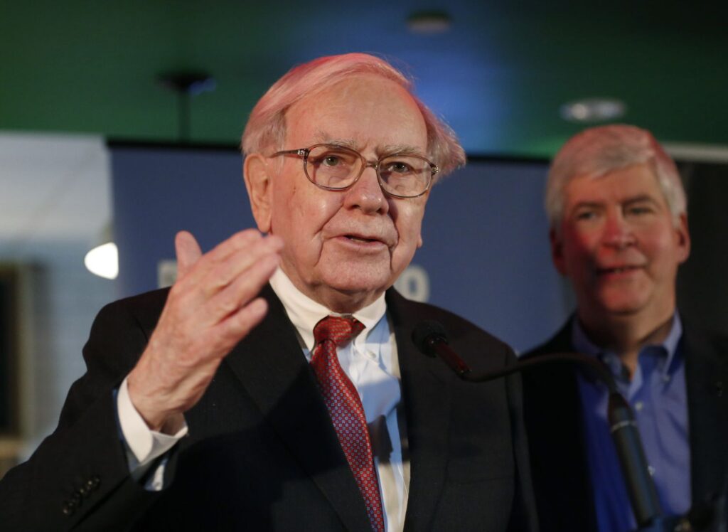 Stocks Falling? Warren Buffett Says Do This Instead Stocks Falling? Warren Buffett Says Do This Instead