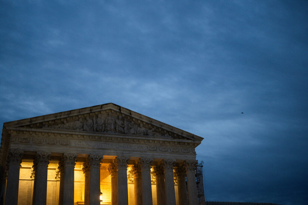 Tariff-Paying Firms Line Up in Court to Get Paid If Trump Loses