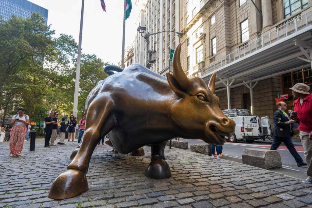 The Three Factors This Wall Street Expert Says Will Keep the Bull Market Running Into 2026