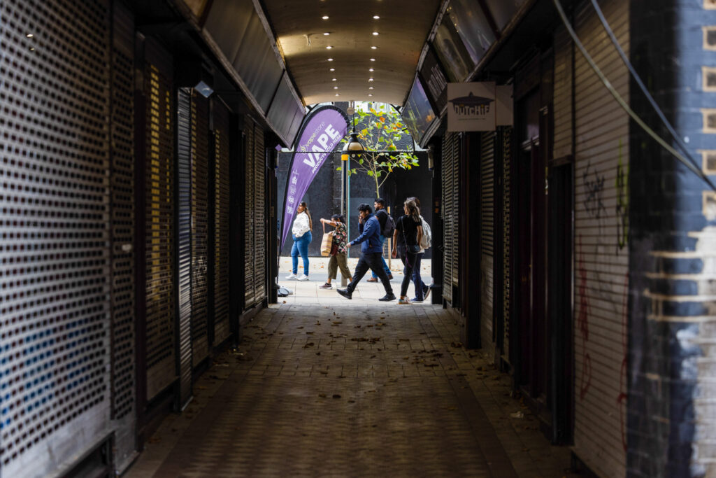 UK Insolvencies Surge as Higher Business Costs Deepen Strain UK Insolvencies Surge as Higher Business Costs Deepen Strain