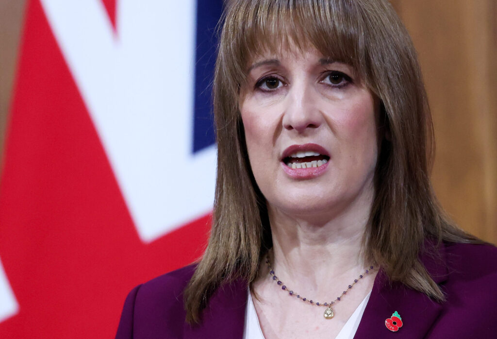 UK’s Reeves to Meet Insurance CEOs in Pre-Budget Growth Pitch