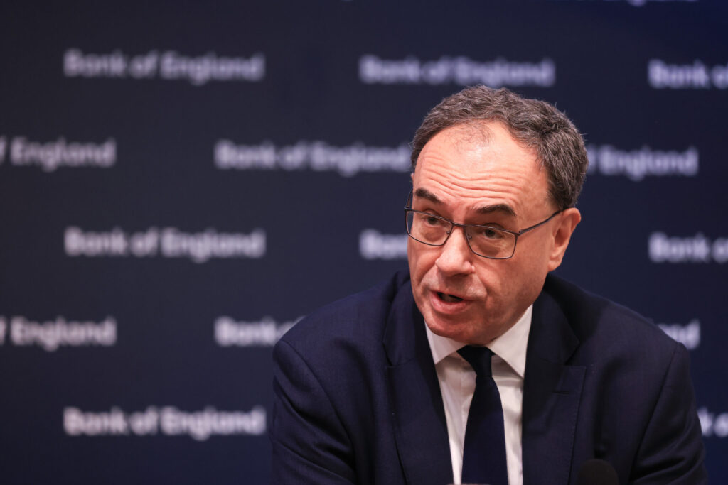 AI Threatens to Displace Workers, Bank of England’s Bailey Warns AI Threatens to Displace Workers, Bank of England’s Bailey Warns