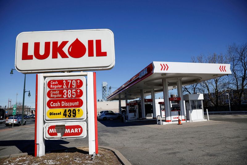 Exclusive-Lukoil leans towards Xtellus' cashless bid for its foreign assets