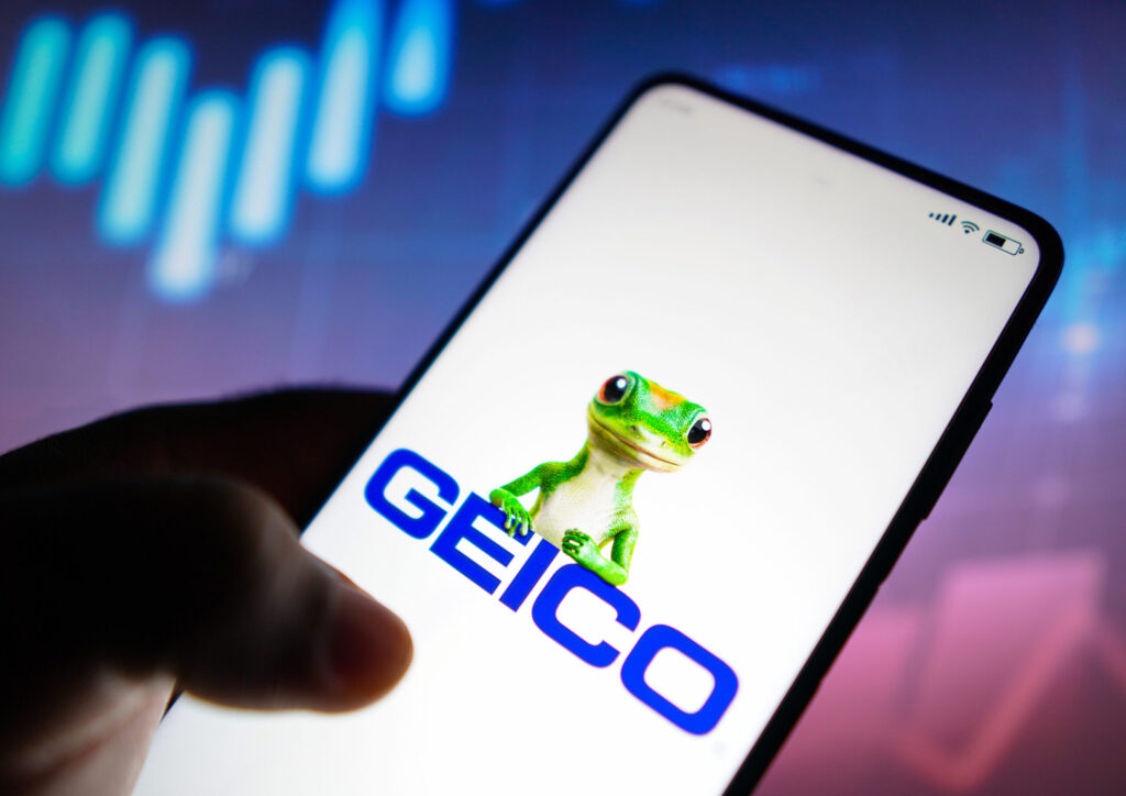 Pierce Named CEO of GEICO as Combs Resigns