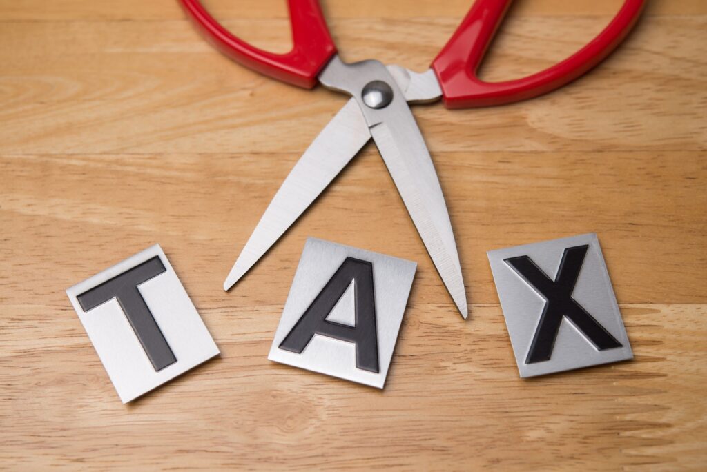 Trump Wants to Eliminate Federal Income Tax: Will It Happen?