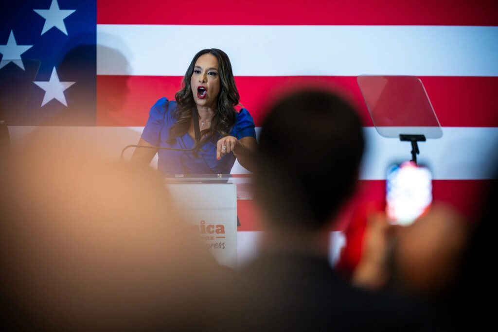 Texas Congresswoman Wants Legal Status for Migrant Construction Workers